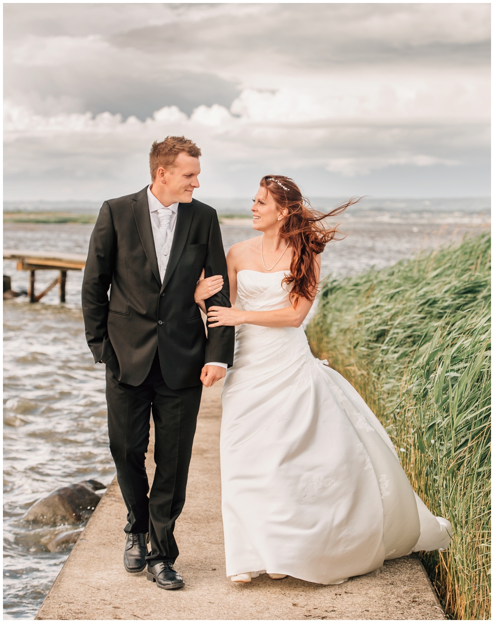 Efter Bröllopet Session - Att fotograferas efter bröllopet, kärleksporträtt, bröllopsporträtt, after wedding session, strand, farhult